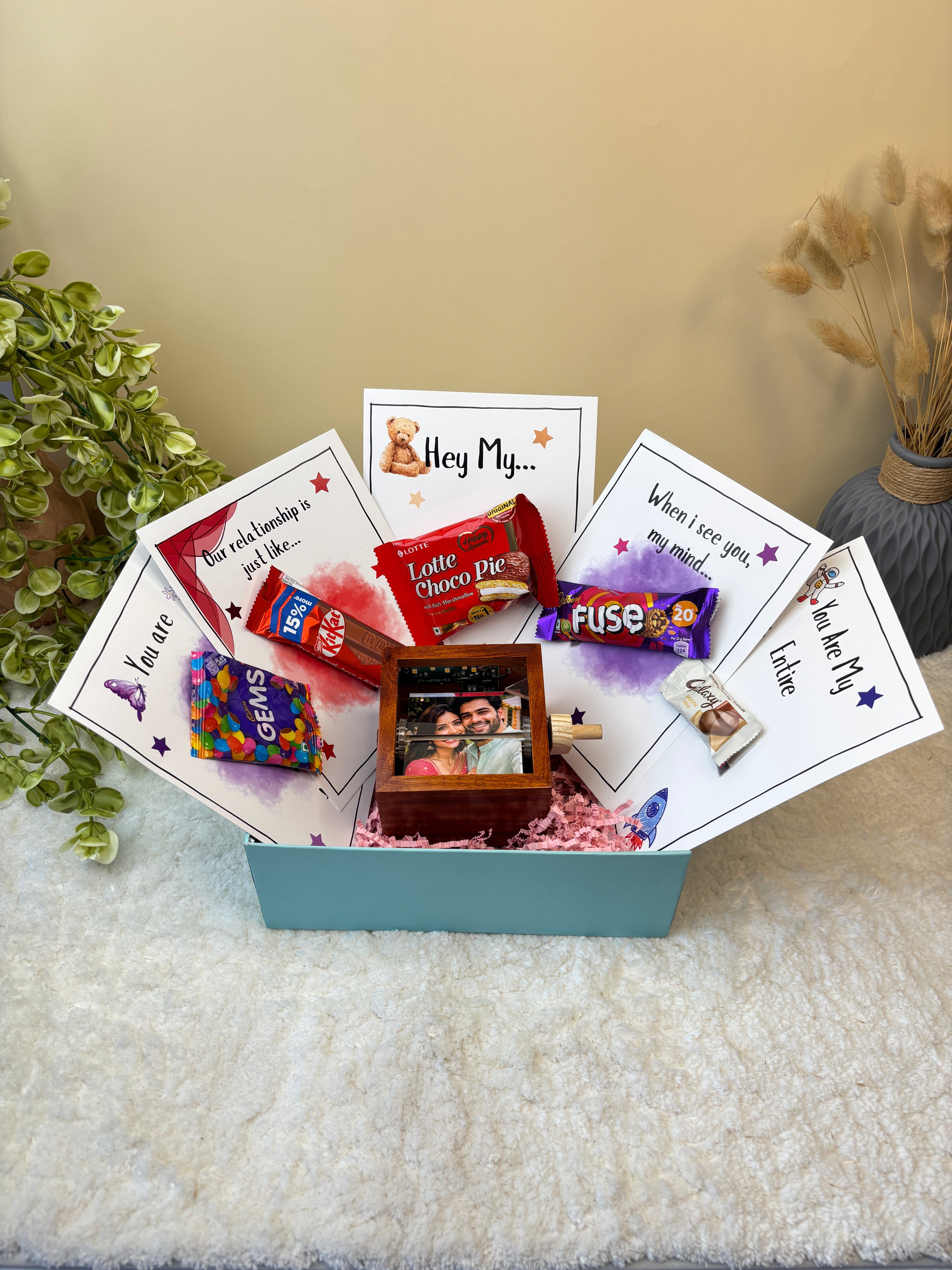Persoanlised Flipbox Hamper